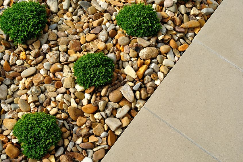 Landscaping with Rocks Instead of Mulch