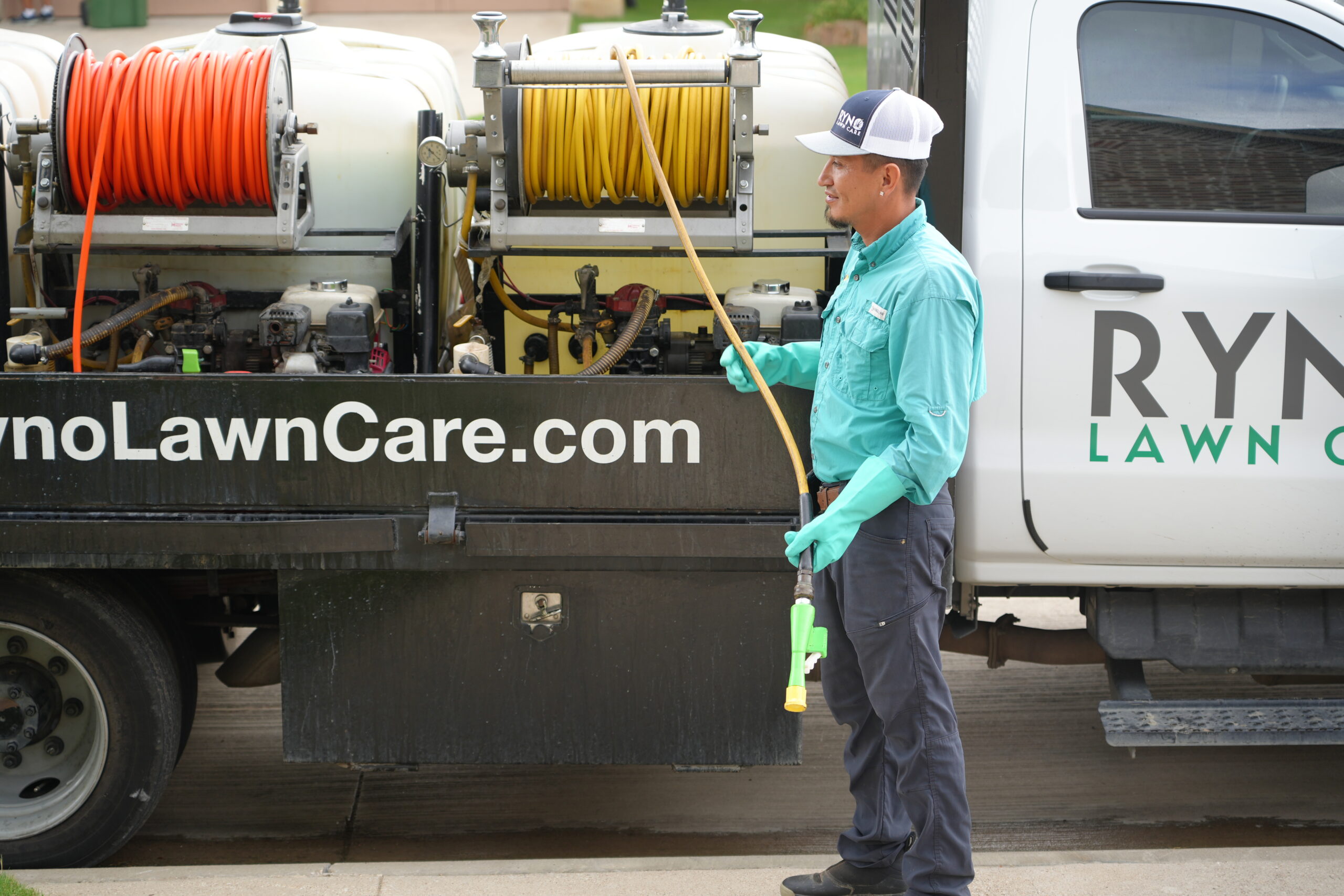 Pre-Emergent Herbicides: What They Are & When to Apply